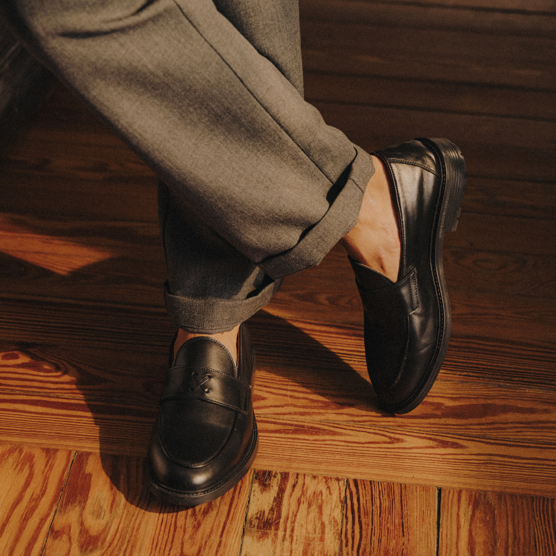 Men's Black Leather Lug Centesimo