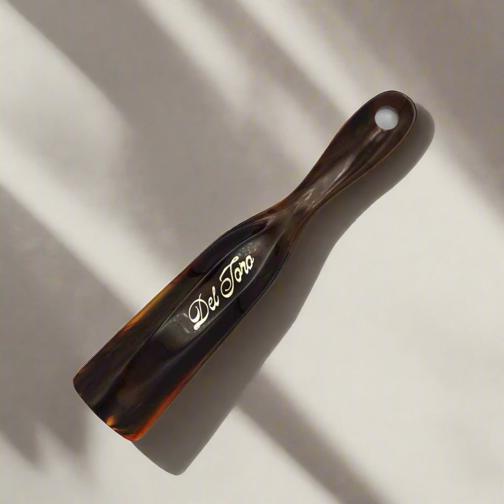 Del Toro Shoe Horn- Tortoiseshell