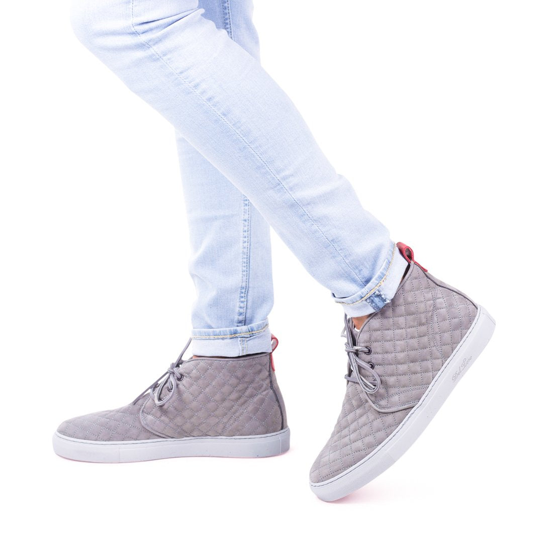 Men's Light Grey Quilted Suede Chukka Sneaker