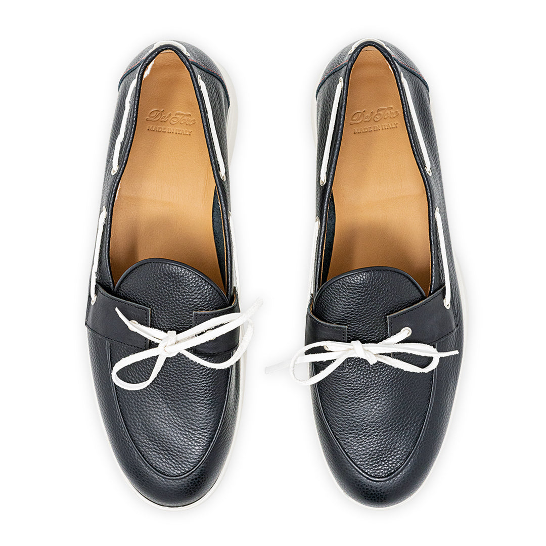Women's Black Pebbled Leather Barca Boat Shoe