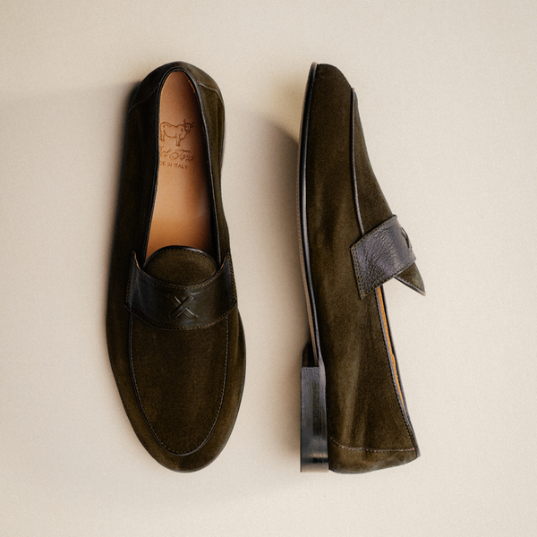 Casino AURA Suede 55 サトルノコントロ Centesimo-