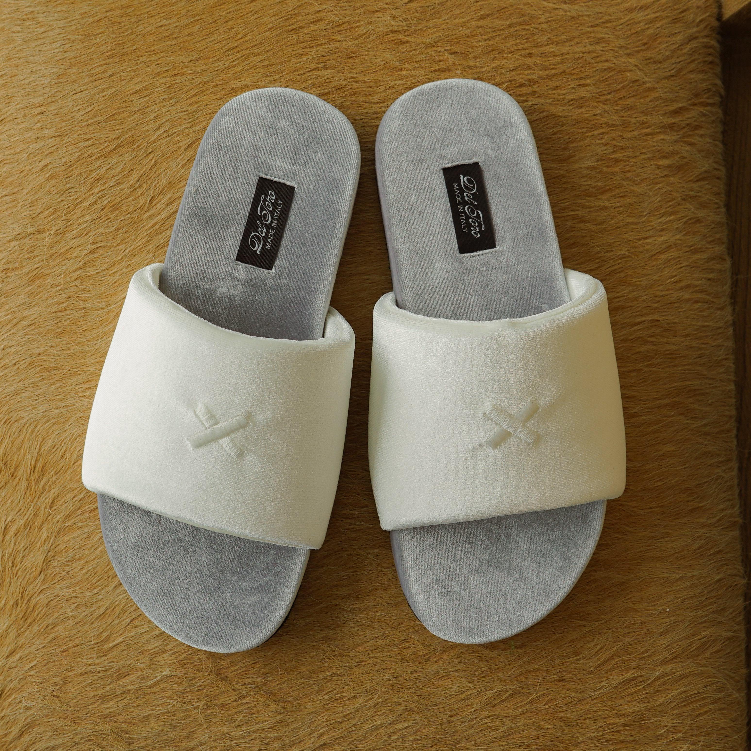 Grigio & Cream Velvet House Slide