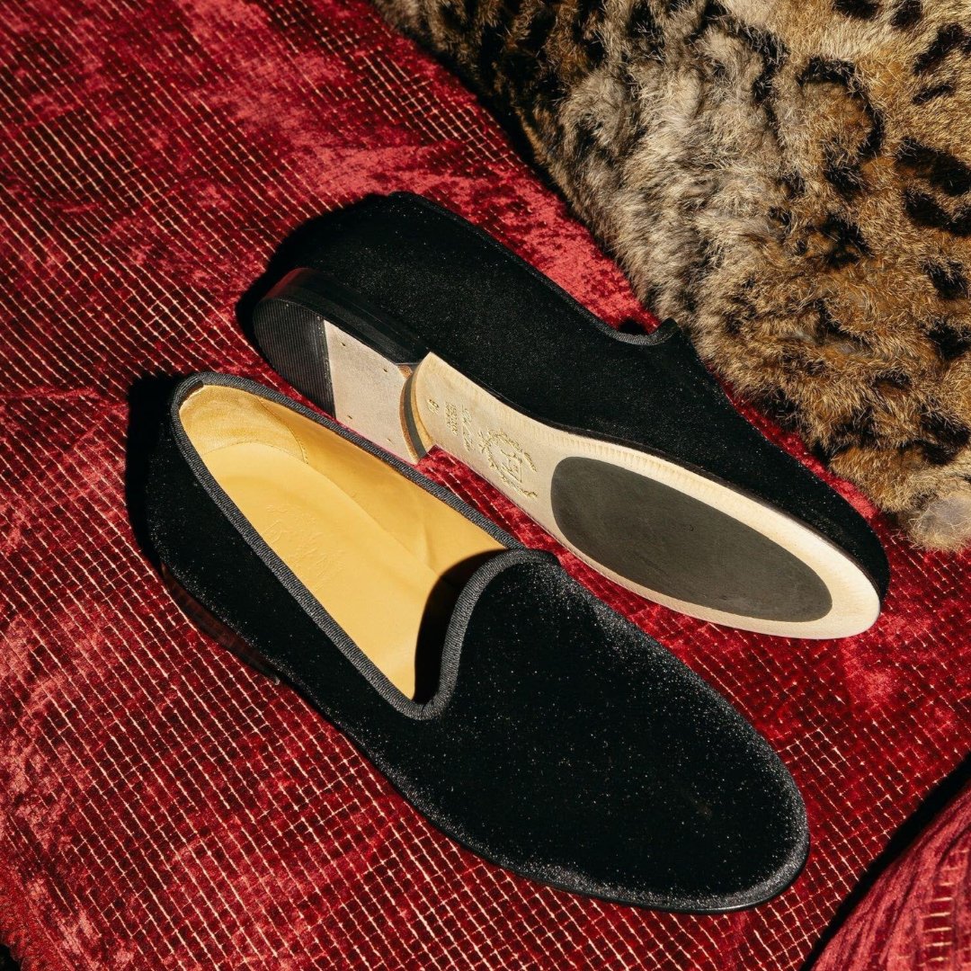 Men's Black Velvet Slipper II With Red Croc Effect Leather Stripe - 2nd