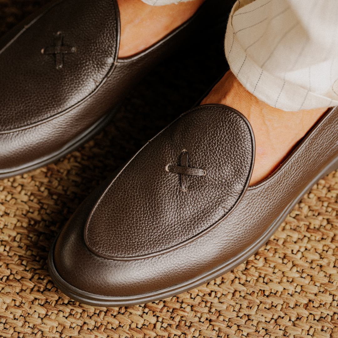 Men's Dark Brown Pebbled Leather Viaggio Loafer