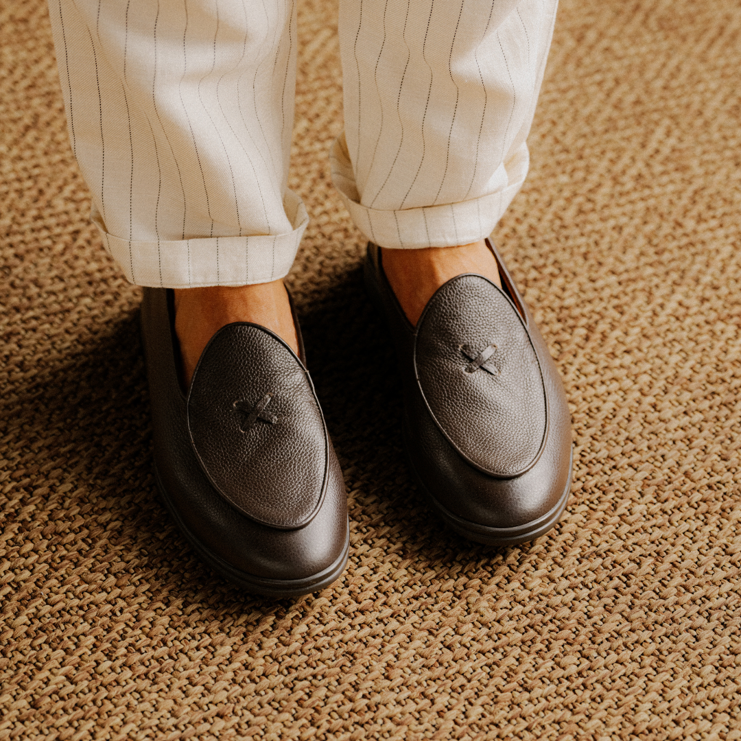 Men's Dark Brown Pebbled Leather Viaggio Loafer