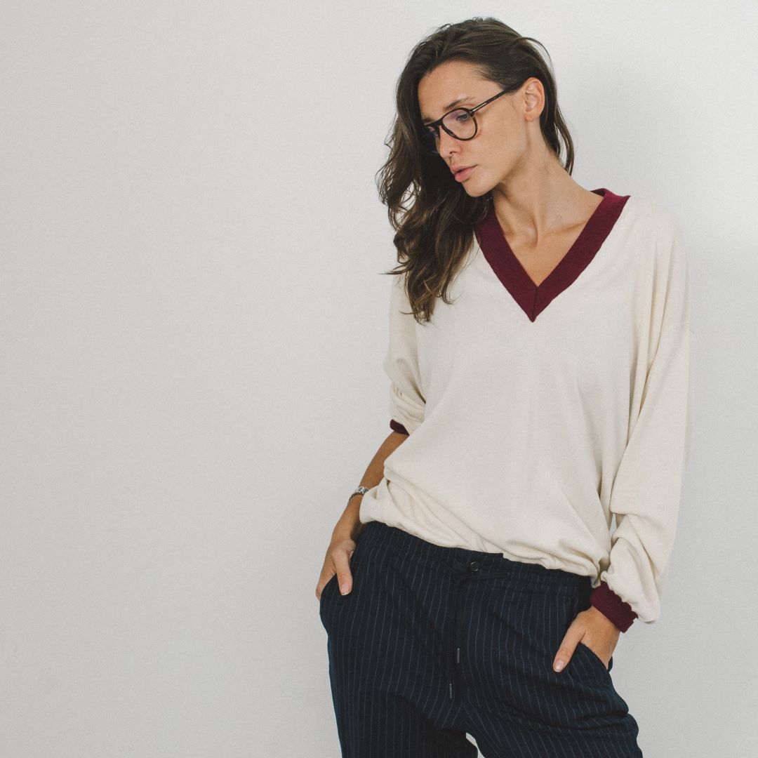 Vintage V-Neck Sweater - Vintage White / Burgundy